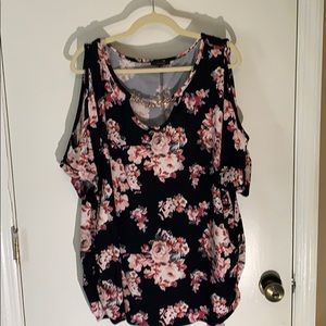 Open shoulder soft top